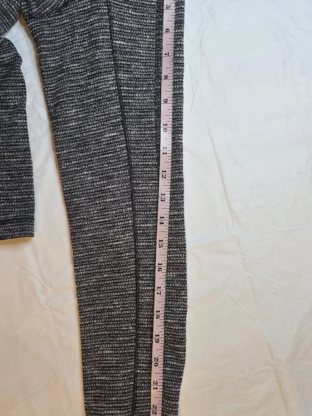 Lululemon Run Briskly 1/2 Zip Pullover Jacquard Black White Space Dye Jacket, 12